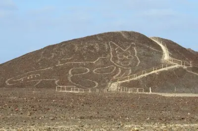 Nazca-Linien: Geoglyphen von Hügel-Aussichtspunkten entdecken