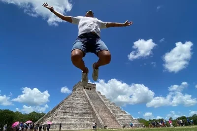 Erlebe chichen itza ohne menschenmassen, schwimme im klaren cenote hubiku und besteige die pyramide von ek balam – kleiner gruppenausflug ab cancun oder riviera maya mit mittagessen & guide.