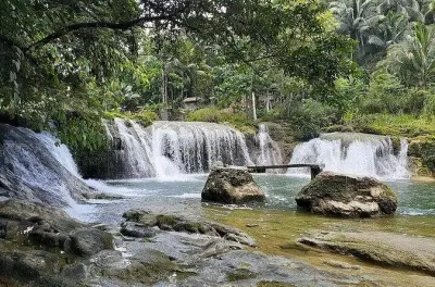 Zipline em Bohol: Chocolate Hills, ATV e cachoeira Pangas