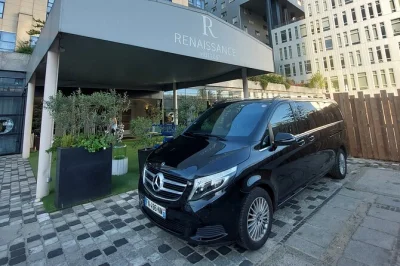 Arrivez serein à paris avec un transfert privé depuis cdg ou orly, chauffeur local anglophone, tarif fixe et service personnalisé jusqu’à votre hôtel.