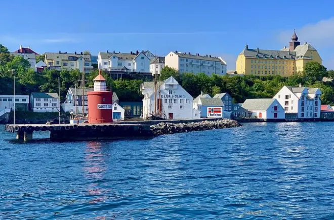 Tour privado en Ålesund: Art nouveau y monte Aksla para cruceristas
