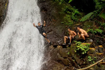 Follow a local guide through las monas rainforest, swim in natural pools at ten waterfalls, and share a home-cooked meal at la casita del sabor. includes pickup & lunch.