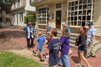 Step into colonial williamsburg’s living history with a one-hour patriots tour, skipping lines and guided by locals. includes accessible routes and real stories.