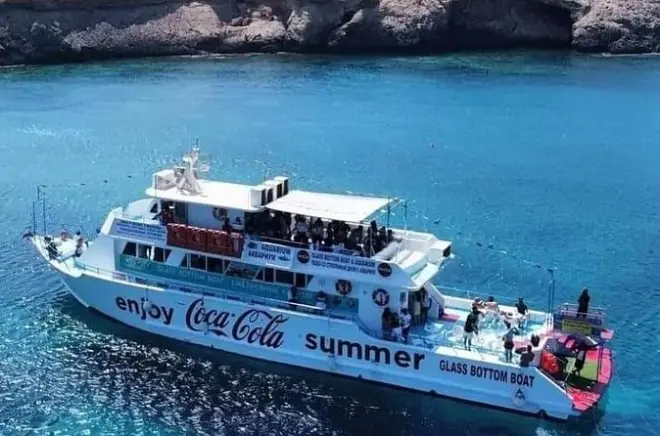 Blaue Lagune Cape Greco Bootstour mit Glasbodenblick
