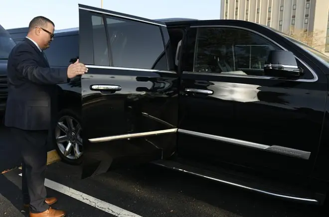 Traslado en SUV de lujo de Port Canaveral al aeropuerto de Orlando