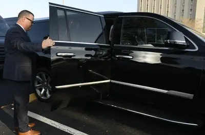 Port Canaveral to Orlando Airport: Luxury SUV Transfer