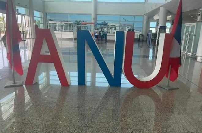 Traslado privado em Antigua: Do aeroporto ao hotel
