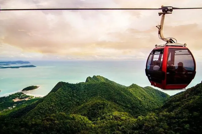 Langkawi cable car e Oriental Village con pick-up in hotel