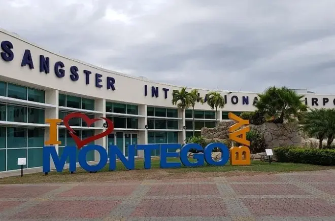 Montego Bay Airport Transfer to Kingston Hotels