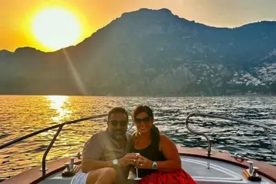 Côte d'Amalfi au coucher du soleil avec Prosecco, baignade, Positano