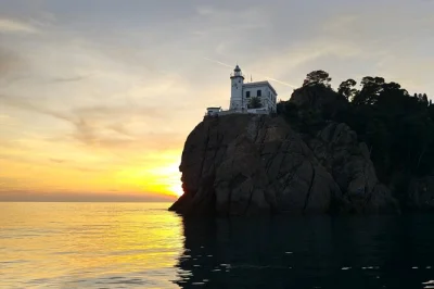 Unwind on a sunset cruise in the gulf of tigullio. swim, sip italian wine, and visit portofino & san fruttuoso. book your private evening boat tour.