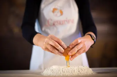 Pasta and Tiramisu Class in Brindisi: Make Two Pasta Types