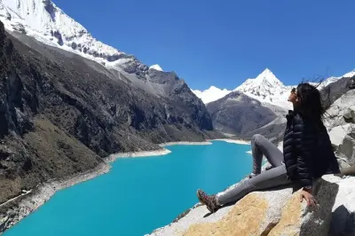 Tour du lac Parón depuis Huaraz : Montagnes et vues alpines
