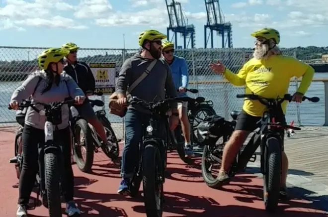 Tour in ebike a Saint John: Bici fat tire, Uptown e Harbour Passage