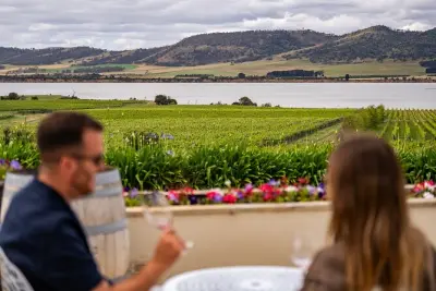 Coal River Wine Hopper: Degustazioni hop-on hop-off da Hobart
