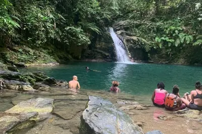 Randonnée au Rio Seco, sentier en forêt tropicale de Trinidad