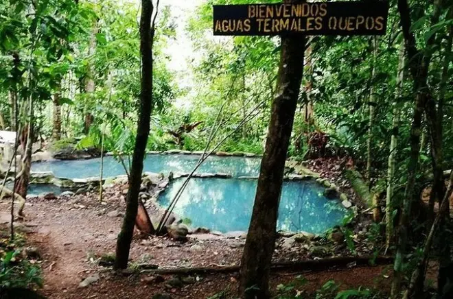 Quepos Hot Springs: 4 natural pools with lunch