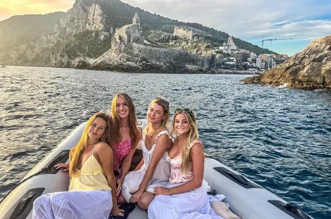 Coucher de soleil à Cinque Terre en bateau avec apéritif et snorkeling