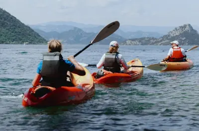 Kayak-Tour Skadarsee: Paddeln auf dem montenegrinischen Amazonas