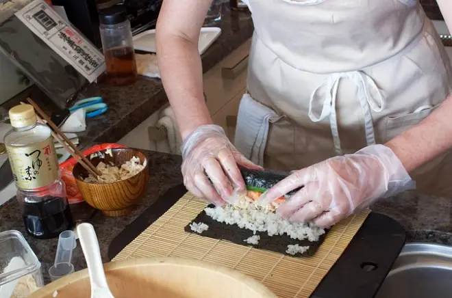 Corso di cucina giapponese halal a Tokyo: Impara sushi e wagyu