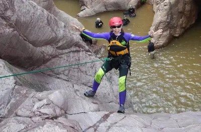 Water Canyon Scottsdale : Rappel et sauts dans la cascade