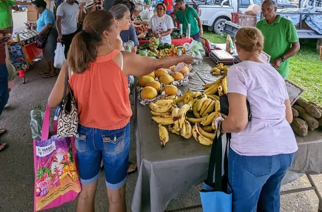Mercati del sabato e brunch a Trinidad: Cibo e cultura locale