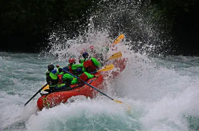 Rafting Puente a Macal: Corredeiras classe V no rio Futaleufu