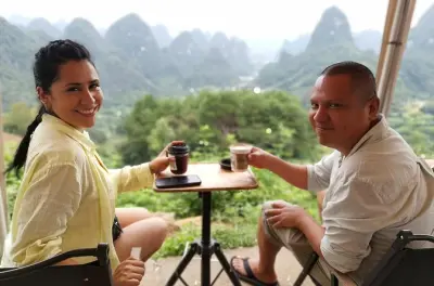Rafting Yangshuo: Xianggong Hill, Bamboo Raft & Cycling