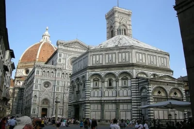Siente el mármol en florencia, escucha el eco en el baptisterio de pisa y admira de cerca al david de miguel Ángel—incluye recogida en hotel y entradas.