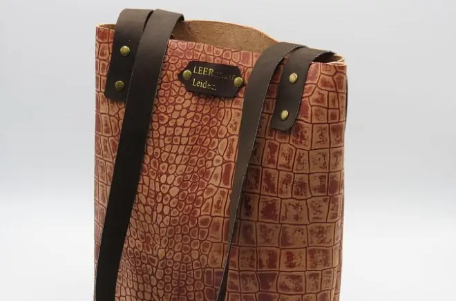 Leather Tote Bag Workshop in Leiden: Make & Take Home
