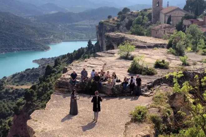 Siurana Dorf: Mittelalterliches Bergdorf mit Hotelabholung