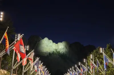 Cérémonie d'illumination à 20h au mont Rushmore depuis Rapid City