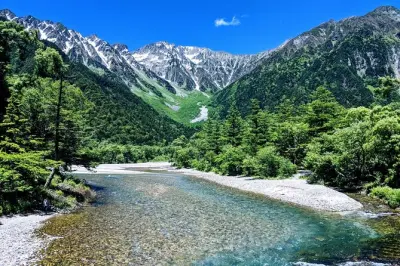 Kamikochi Wanderung mit Guide: Alpen-Tal & Kappa-bashi-Brücke