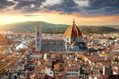 Join a florence city treasure hunt to solve the mystery of the birth of venus theft. explore hidden streets, crack clues, and discover florence in a fun new way.