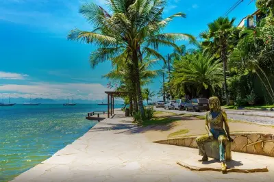 Visite de Búzios, balade en bateau et déjeuner avec transfert hôtel