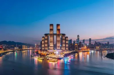 Chongqing Private Tour: Night Views, Liziba & Hongya Cave