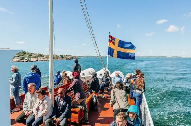 Gothenburg Archipelago Tour: 2.5-Hour Guided Cruise