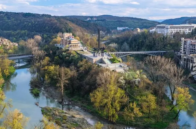Tour por la fortaleza de Veliko Tarnovo en el norte de Bulgaria