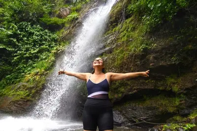 Rivière Cali : Baignade en bassins naturels loin de la foule