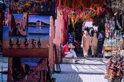 Balade à dos de chameau dans la palmeraie depuis Casablanca