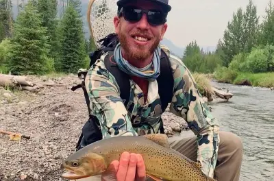 Pesca con mosca en driftboat en Jackson Hole: Media jornada desde bote