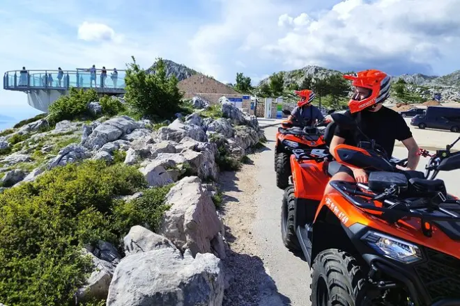 Quad à Makarska : Du mont Biokovo au Skywalk