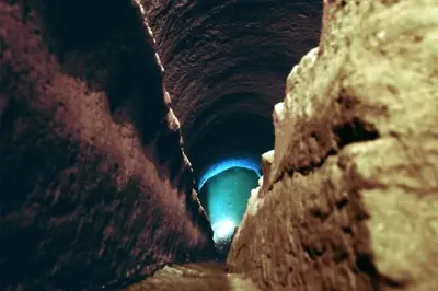 Orvieto : Visite guidée de la cathédrale et des grottes souterraines
