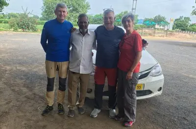 2-tägige Tour Ajanta & Ellora Höhlen ab Aurangabad: Privater SUV