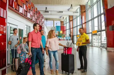 Hin- und Rückfahrt vom Aruba Flughafen zu Palm Beach & Eagle Beach