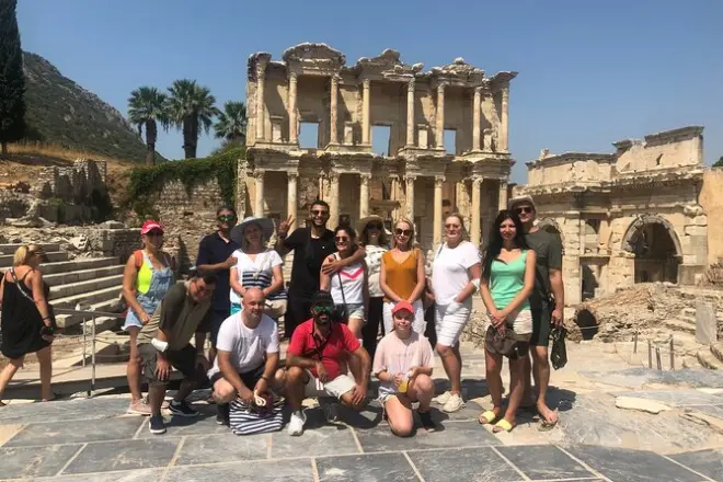 Ephesus Day Tour from Cesme: Ancient Sites with Guide