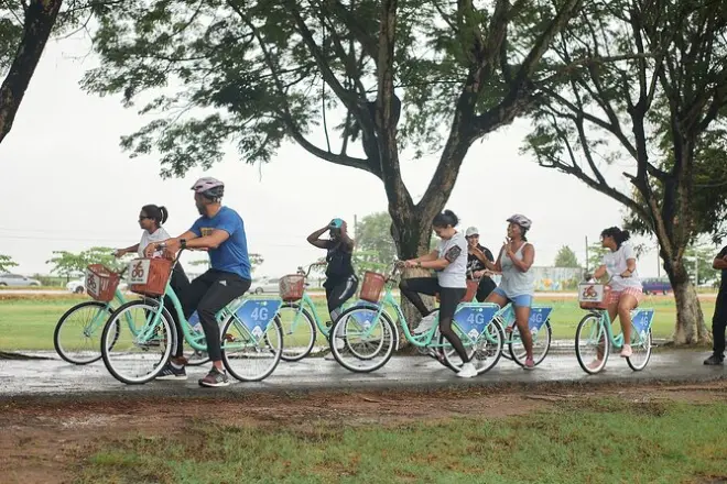 Bicycle Guided Tour Georgetown: Monuments, markets and museums