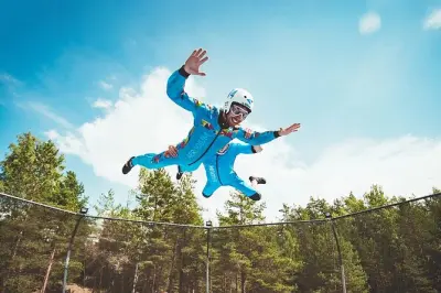 Vuelo de 2 minutos en túnel de viento al aire libre en Kent