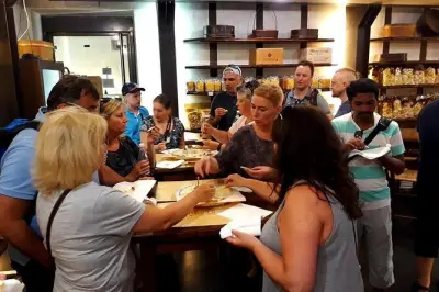 Lucca Food Tour: 8–10 Verkostungen mit lokalem Guide
