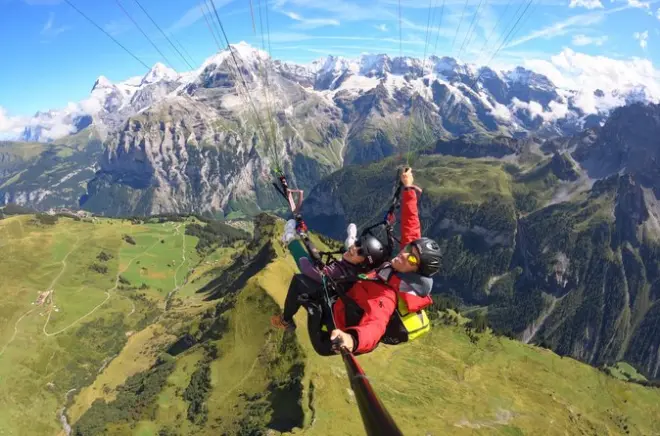 Parasailing Lauterbrunnen: Tandem Flight Above Eiger Peaks